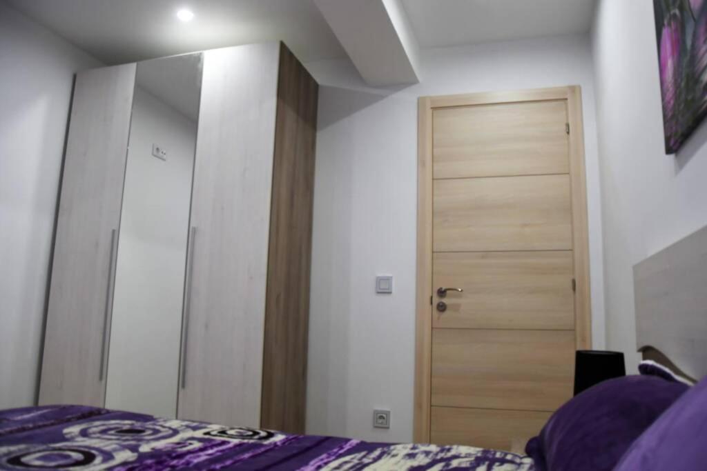 Recomendado Wifi 12 Min Ayto 4 Habs Dobles Parking Oviedo Luaran gambar